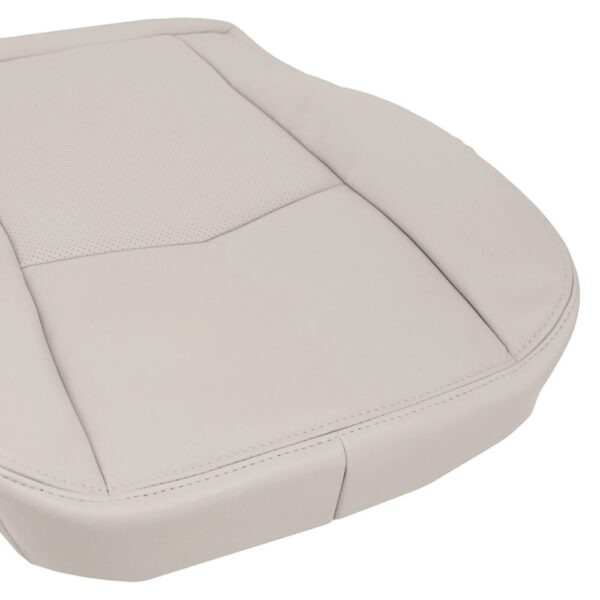 cadillac-srx-perforated-leather-2004-2009-shale-light-neutral-driver-or-passenger-bottom-close-view-oem-replacement-seat-cover Cadillac SRX 2004-2009 | OEM-Reemplazo Funda de asiento