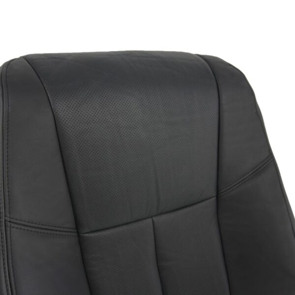 Nissan Altima 2013-2018: funda de asiento de repuesto OEM de cuero perforado en color carbón para el asiento del conductor o del acompañante (vista de cerca) Nissan Altima 2013-2018 | Funda de asiento de recambio OEM