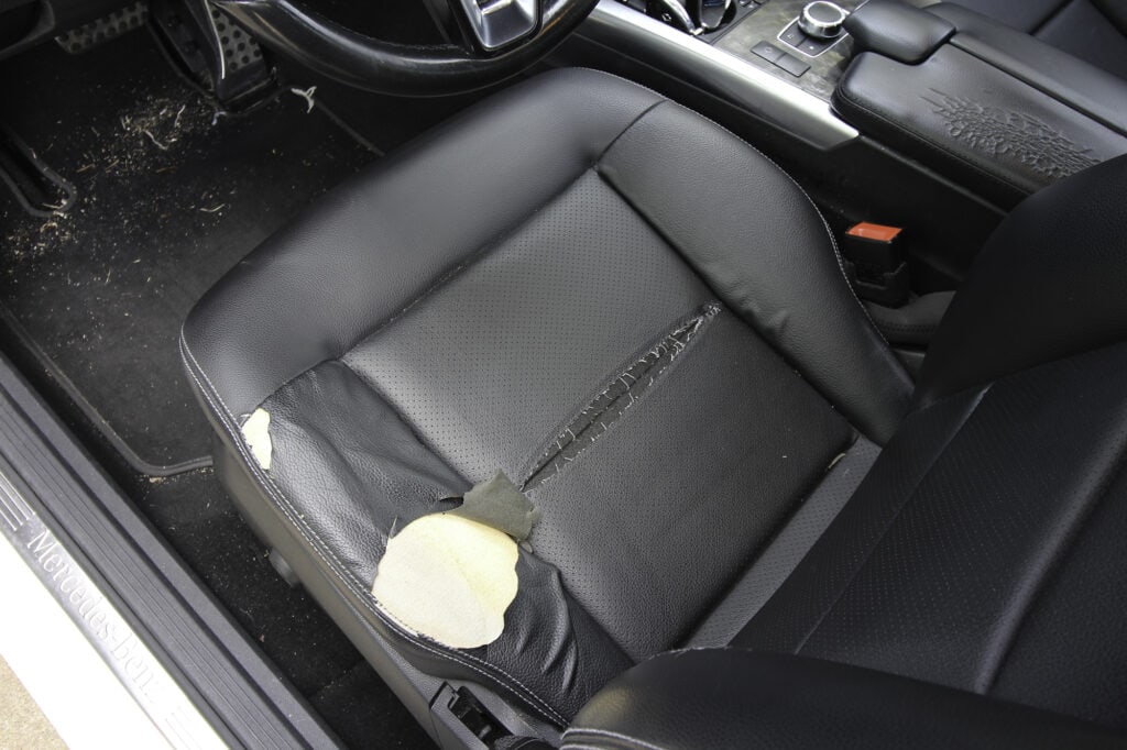 09 USF Mercedes Benz E350 10 14 Bottom 2
