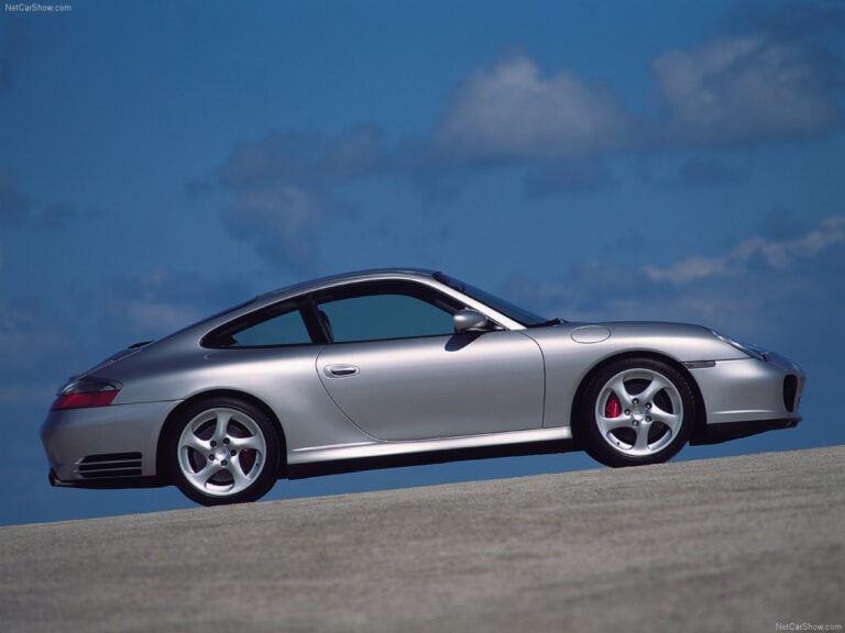 10 USF Porsche 911 2002 4