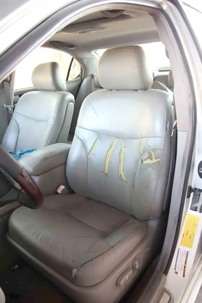 17 USF Lexus ES300 2004 Haut Bas 2