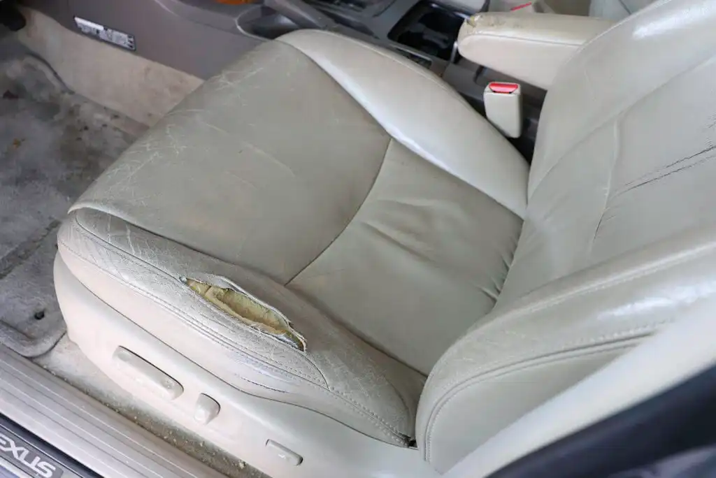 18 USF Lexus GX470 2006 Bottom Armrest 2